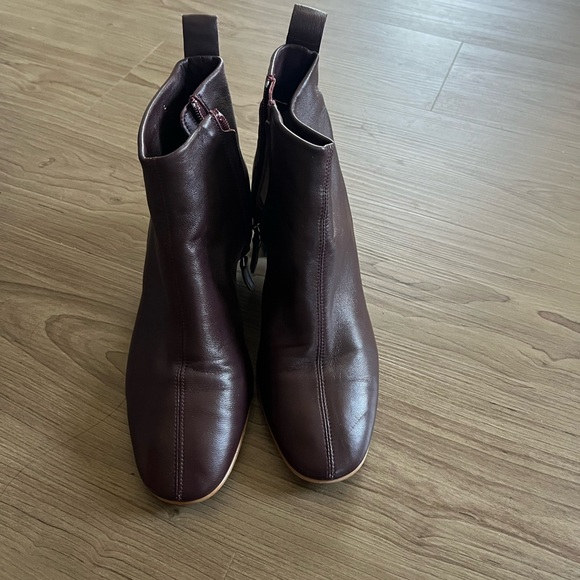 Everlane The Day Ankle Boot burgundy size 5 - Picture 2 of 5